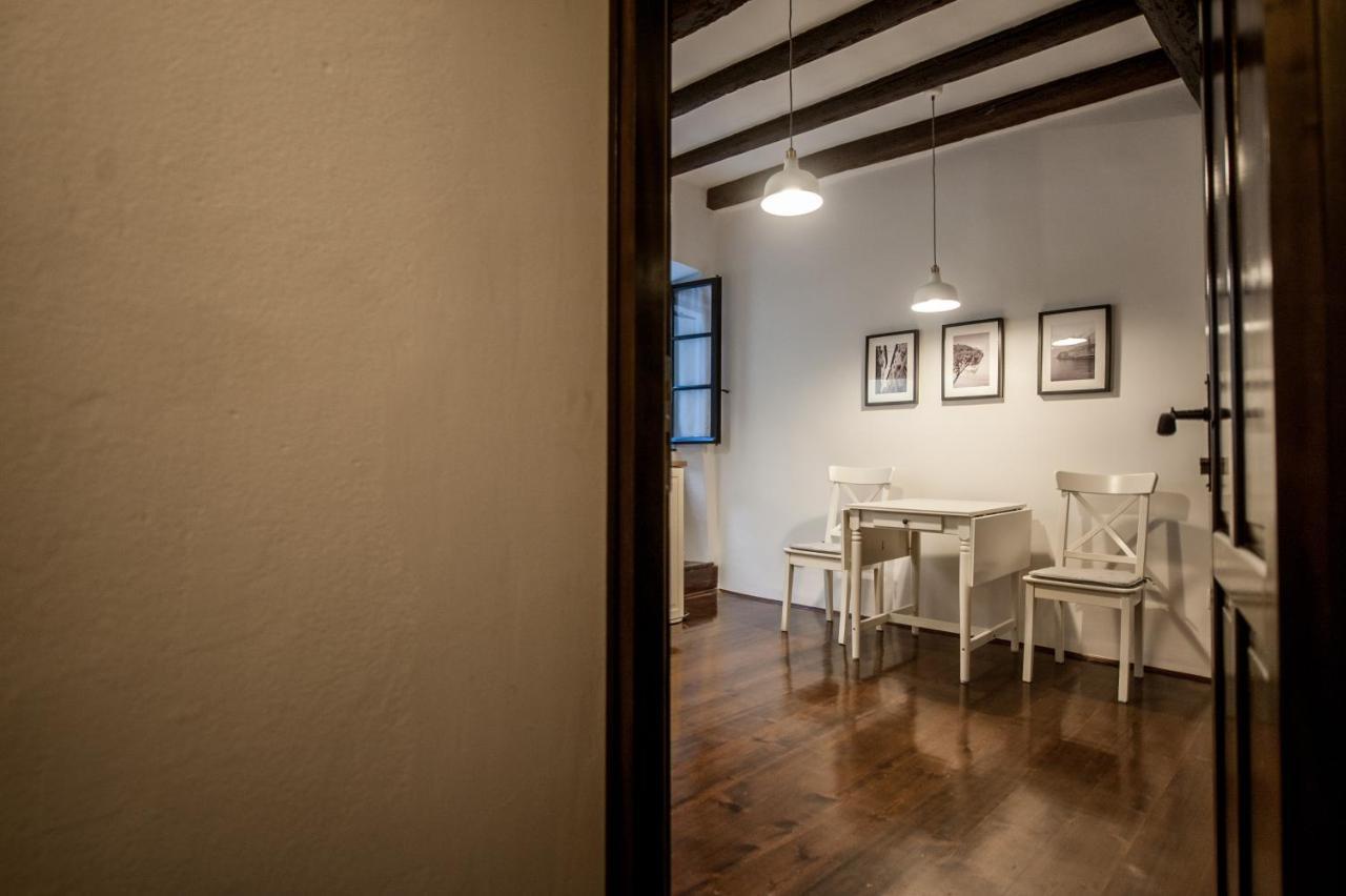 רוביני Studio Apartment Casa Di Pietra מראה חיצוני תמונה